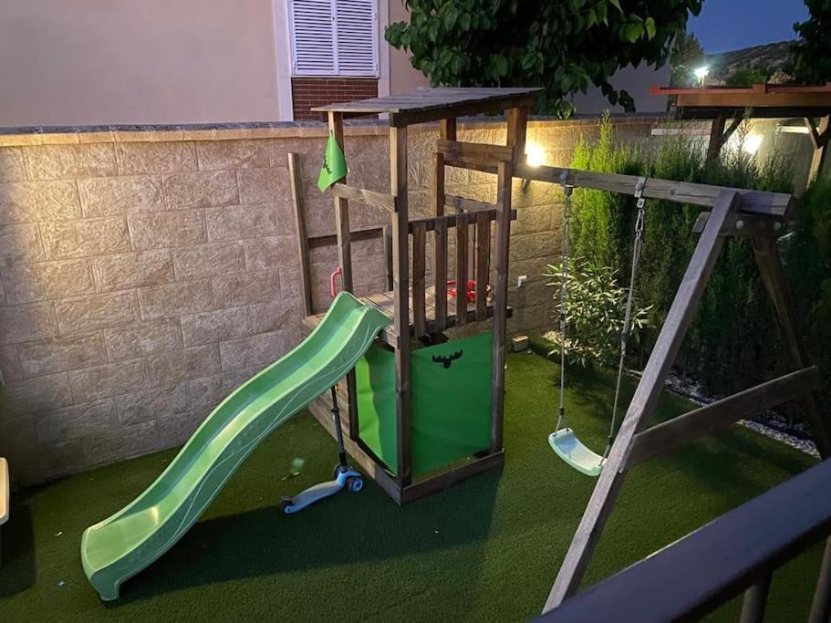 Casa Aries - Villa Con Piscina Privada Linares  Esterno foto